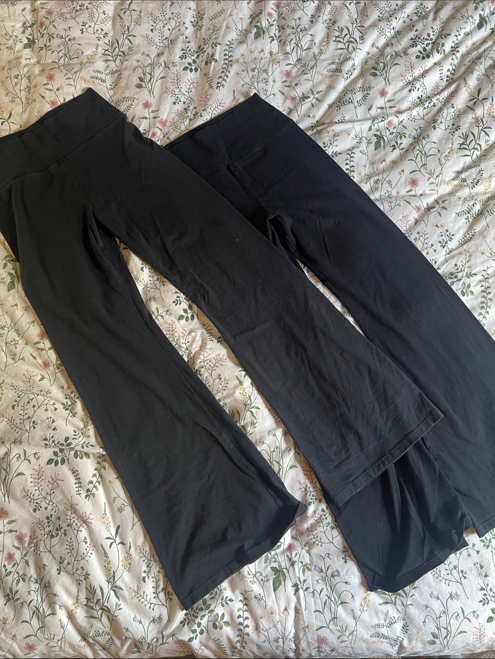 Aerie Black Original Flare Yoga Pants - 2 size large
